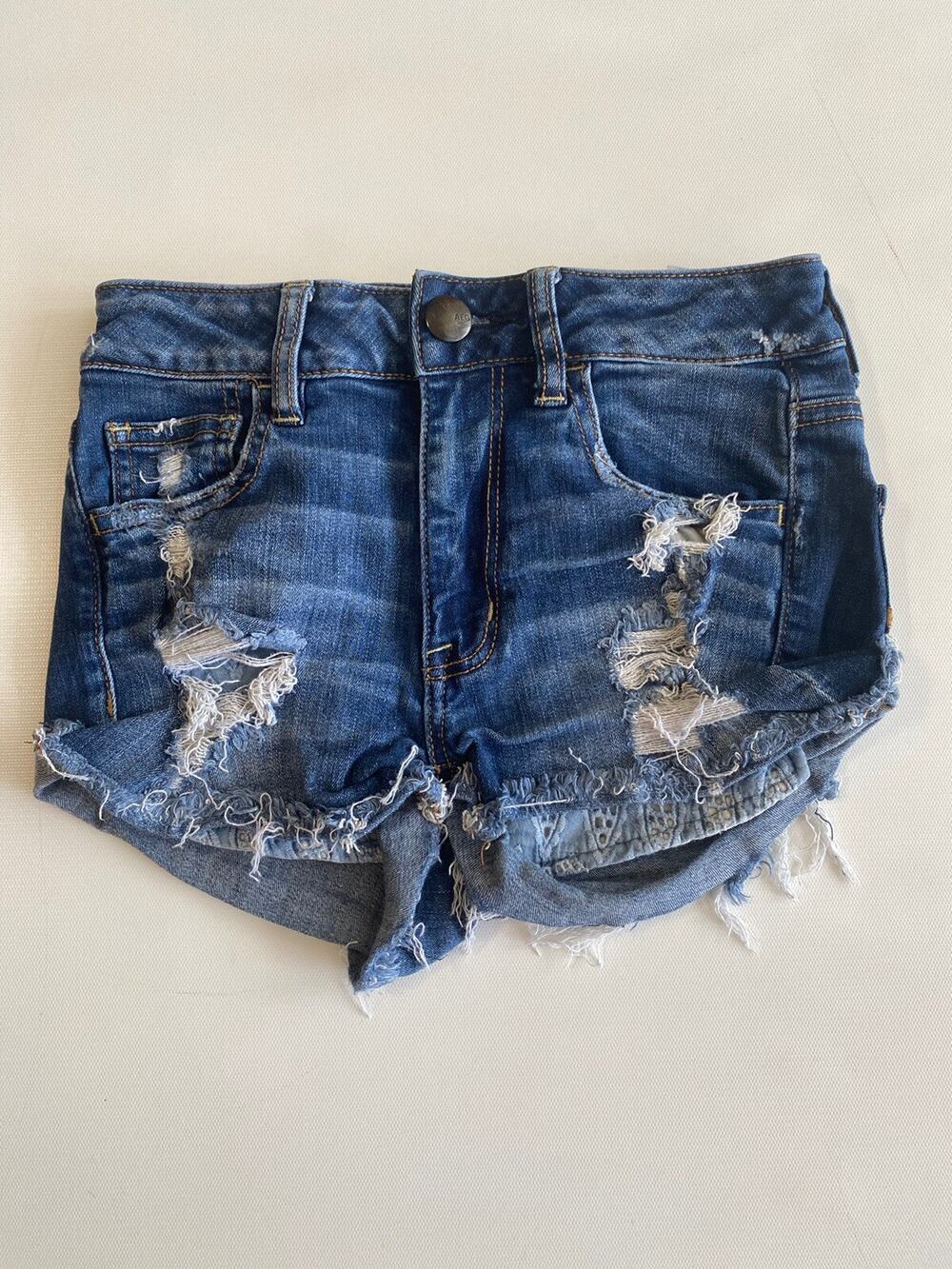 American Eagle Outfitters Supersttretch Midi Jean PocketShorts Distressed Sz 0